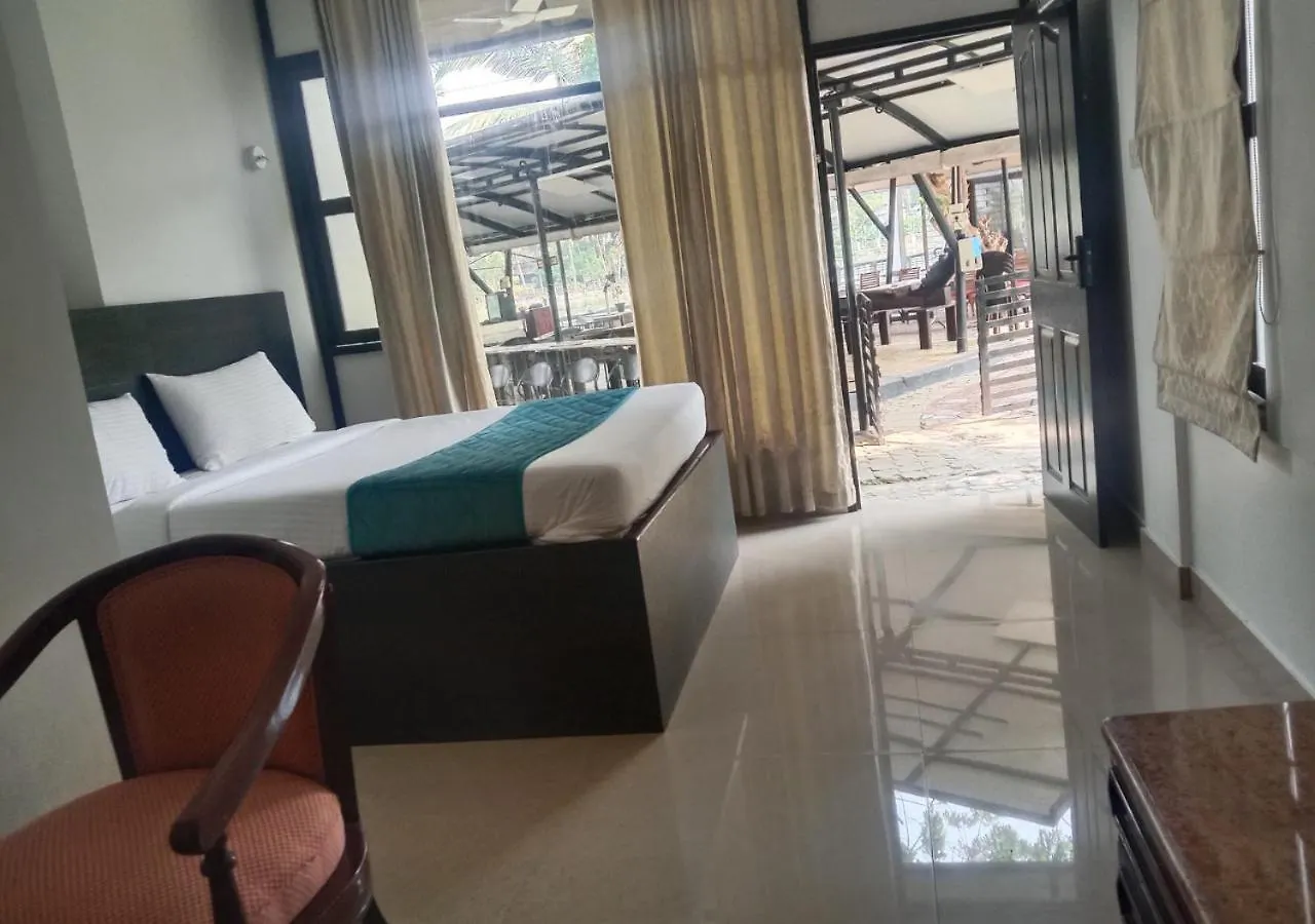 Hotel Mia Riaan Resort Kochi